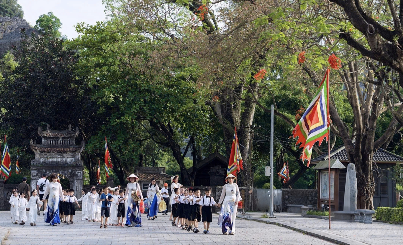 Ninh Bình yêu cầu đẩy nhanh lập Quy hoạch bảo quản, tu bổ, phục hồi Cố đô Hoa Lư
